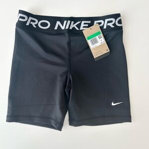 Nike Pro Kids Dri Fit mid rise 5” length XL